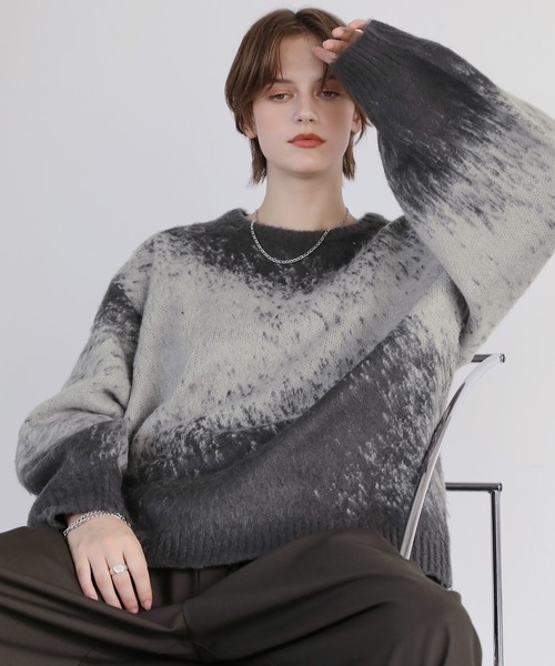 ROCHEM（ローシェン）の「バルーンスリーブアブストラクトグラデーションシャギーニット（ニット/セーター・メンズ・ブラック系2/ワイン/チャコール/ブラック系3/ブラック系1/ブラック系4・S/XS/L/M）」の3枚目の写真