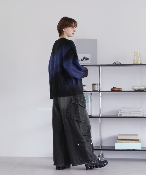 ROCHEM（ローシェン）の「バルーンスリーブアブストラクトグラデーションシャギーニット（ニット/セーター・メンズ・ブラック系2/ワイン/チャコール/ブラック系3/ブラック系1/ブラック系4・S/XS/L/M）」の7枚目の写真