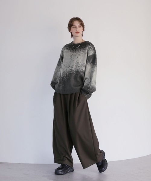 ROCHEM（ローシェン）の「バルーンスリーブアブストラクトグラデーションシャギーニット（ニット/セーター・メンズ・ブラック系2/ワイン/チャコール/ブラック系3/ブラック系1/ブラック系4・S/XS/L/M）」の16枚目の写真