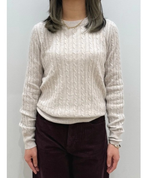 GAP(ギャップ)の「CashSoft カシミヤタッチ ケーブルニット セーター(ニット/セーター・レディース・ネイビー/ブラウン/ベージュ/グレー・M/L/XL/XS/XXS/S)」の12枚目の写真