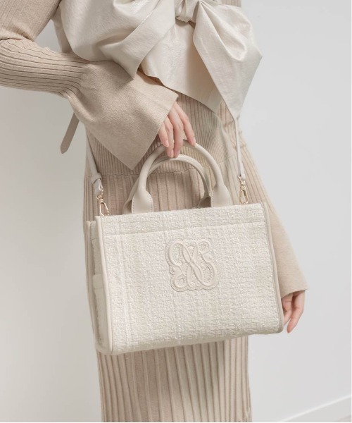 RANDA(ランダ)の「2WAY モノグラムデザイントートバッグ(トートバッグ・レディース・ベージュ/ブラック/アイボリー・FREE)」の4枚目の写真