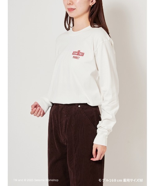 SESAME STREET(セサミストリート)の「【CAFE SWEETS】【UNISEX】ロングTシャツ(WAFFLE)(Tシャツ/カットソー・レディース・ホワイト/ベージュ・M/L)」の3枚目の写真