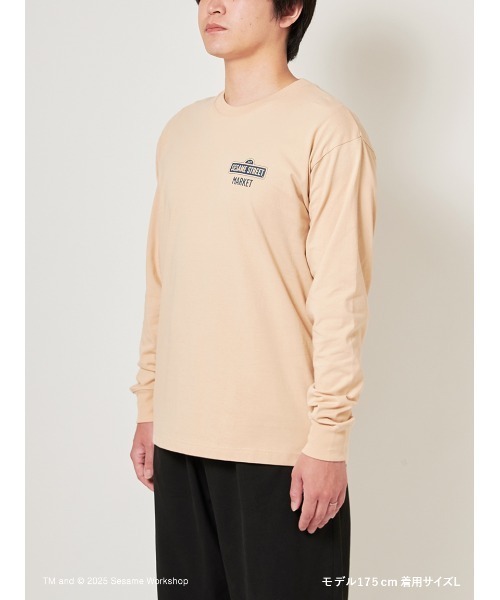 SESAME STREET(セサミストリート)の「【CAFE SWEETS】【UNISEX】ロングTシャツ(WAFFLE)(Tシャツ/カットソー・レディース・ホワイト/ベージュ・M/L)」の6枚目の写真