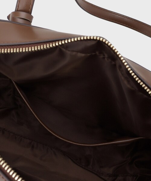 THE SHOP TK (ザ ショップ ティーケー )の「スクエアボストンバッグ(ボストンバッグ・レディース・ブラック/ブラウン系・00)」の4枚目の写真