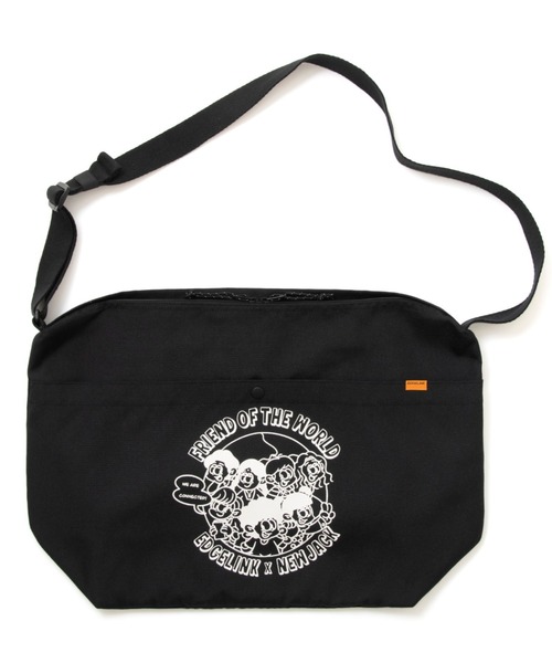 EDGELINK(エッジリンク)の「エッジリンク ショルダーバッグ ワックパックNJ A4サイズ収納可能 26L 60423(ショルダーバッグ・メンズ・ブラック/ホワイト・FREE)」の1枚目の写真