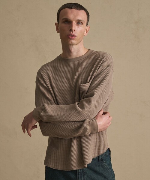 PUBLIC TOKYO(パブリックトウキョウ)の「ラウンドヘムサーマルロンTEE(Tシャツ/カットソー・メンズ・グレイッシュベージュ/グレー/ダークグレー・1/2)」の3枚目の写真