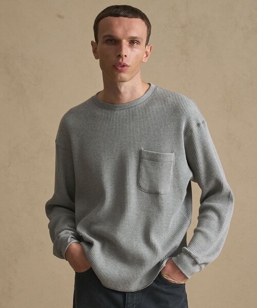 PUBLIC TOKYO(パブリックトウキョウ)の「ラウンドヘムサーマルロンTEE(Tシャツ/カットソー・メンズ・グレイッシュベージュ/グレー/ダークグレー・1/2)」の5枚目の写真