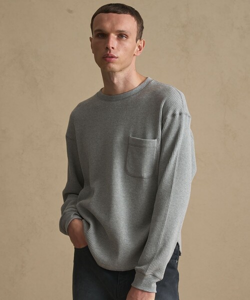 PUBLIC TOKYO(パブリックトウキョウ)の「ラウンドヘムサーマルロンTEE(Tシャツ/カットソー・メンズ・グレイッシュベージュ/グレー/ダークグレー・1/2)」の6枚目の写真