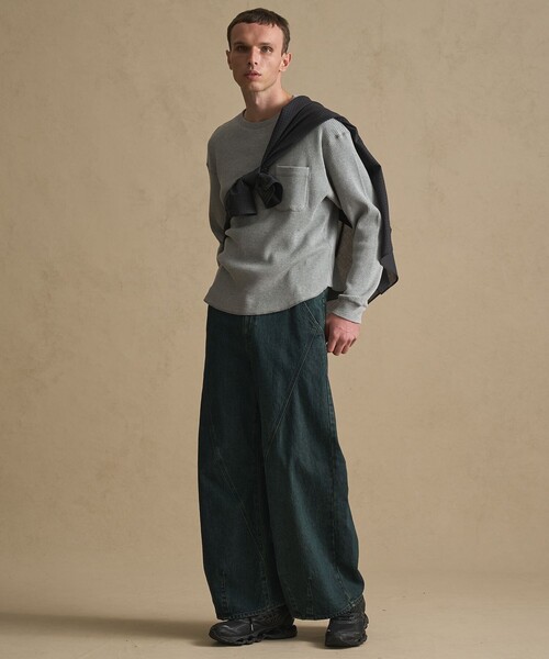 PUBLIC TOKYO(パブリックトウキョウ)の「ラウンドヘムサーマルロンTEE(Tシャツ/カットソー・メンズ・グレイッシュベージュ/グレー/ダークグレー・1/2)」の14枚目の写真