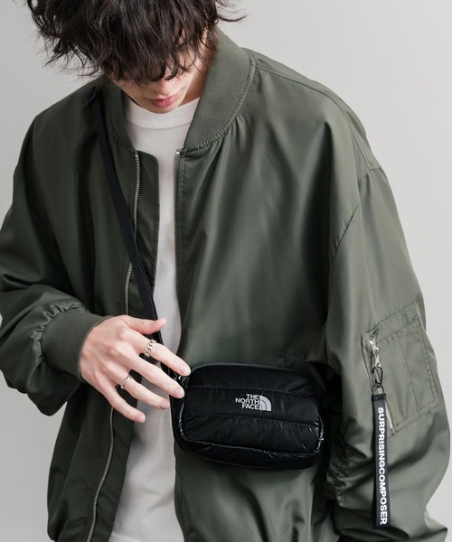 THE NORTH FACE(ザノースフェイス)の「日本未展開モデル WHITE LABEL THE NORTH FACE CHUBBY CROSS BAG MINI ラウンド型キルティングミニクロスショルダーバッグ(ショルダーバッグ・メンズ・クリーム/ブラック/ブラック系/ダークブラウン・FREE)」の10枚目の写真
