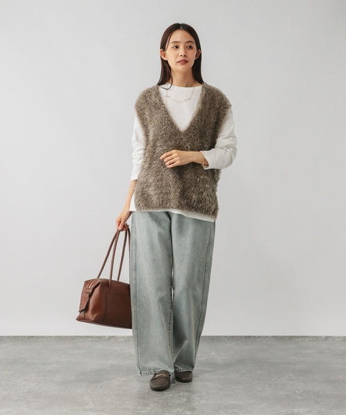 GLOBAL WORK（グローバルワーク）の「シャギーベスト＊長袖セット/581162（ベスト・レディース・チャコールグレー/アイボリー/ダークブラウン・MEDIUM/LARGE）」の20枚目の写真