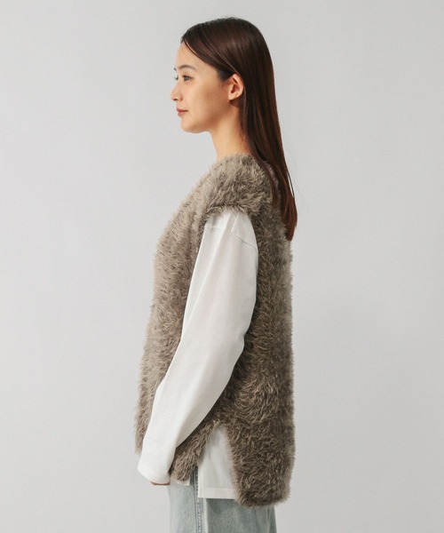 GLOBAL WORK（グローバルワーク）の「シャギーベスト＊長袖セット/581162（ベスト・レディース・チャコールグレー/アイボリー/ダークブラウン・MEDIUM/LARGE）」の4枚目の写真