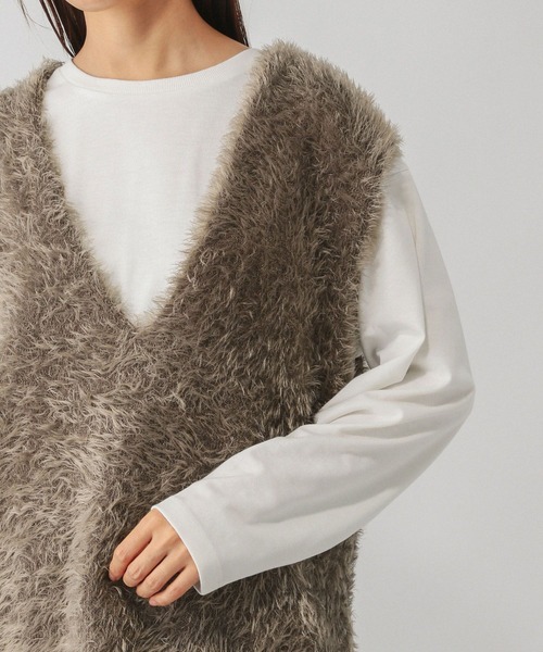 GLOBAL WORK（グローバルワーク）の「シャギーベスト＊長袖セット/581162（ベスト・レディース・チャコールグレー/アイボリー/ダークブラウン・MEDIUM/LARGE）」の8枚目の写真