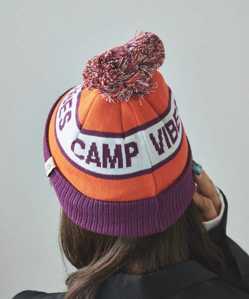 GASSTATION ビーニー　新品未使用 POLeR/ポーラー GAS STATION BEANIE ボンボン付き Camp vibes ニット帽