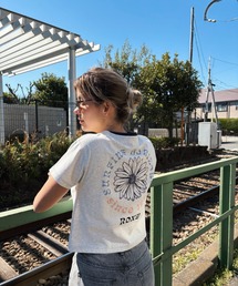 ROXY（ロキシー）の「MARGUERITE/ロキシーバックプリントショート丈半袖Tシャツ（Tシャツ/カットソー）」