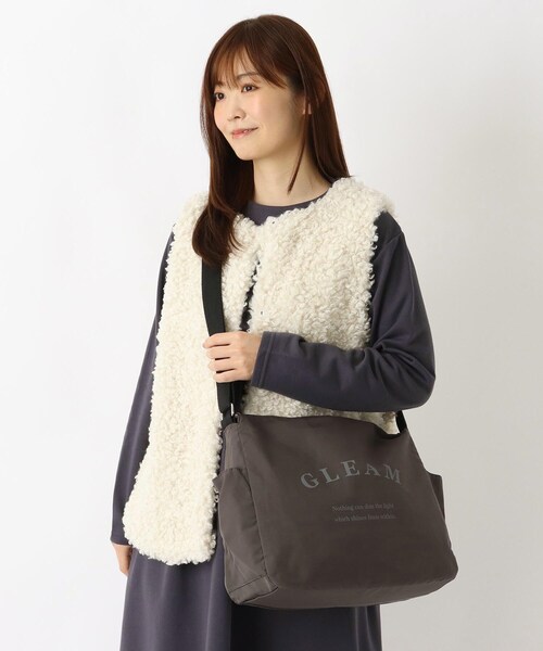 one'sterrace(ワンズテラス)の「JOUET ジョエット GLEAMロゴショルダー(ショルダーバッグ・レディース・ブラック系8/グレー系4・99)」の16枚目の写真