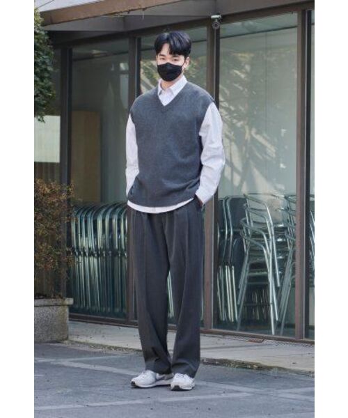 MUSINSA STANDARD（ムシンサスタンダード）の「ラムウールVネックニットベスト[ミディアムグレー]（ニット/セーター・メンズ・その他・MEDIUM/LARGE/X-LARGE/XX-LARGE/SMALL）」の9枚目の写真