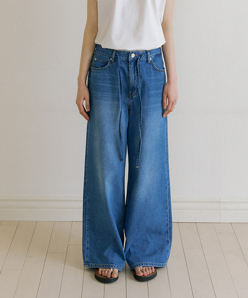 LINGSEOUL(リングソウル)の「wide string denim pants(デニムパンツ・レディース・その他・SMALL/MEDIUM/LARGE)」の1枚目の写真