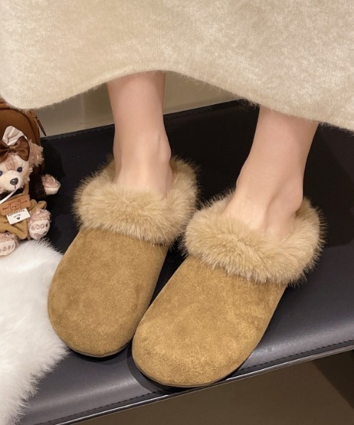 AMELY(エミリー)の「ふわふわファー ムートンルームシューズ(その他シューズ・レディース・キャメル/レオパード/カーキブラウン・40/39/38/37/36/35)」の2枚目の写真