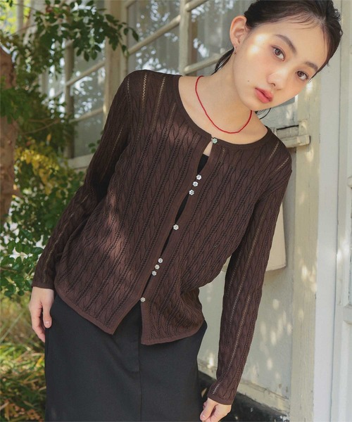 miette(ミエット)の「透かし編みケーブルニットカーディガン(カーディガン/ボレロ・レディース・ネイビー/ブラウン/ライトピンク・L/M/S)」の2枚目の写真