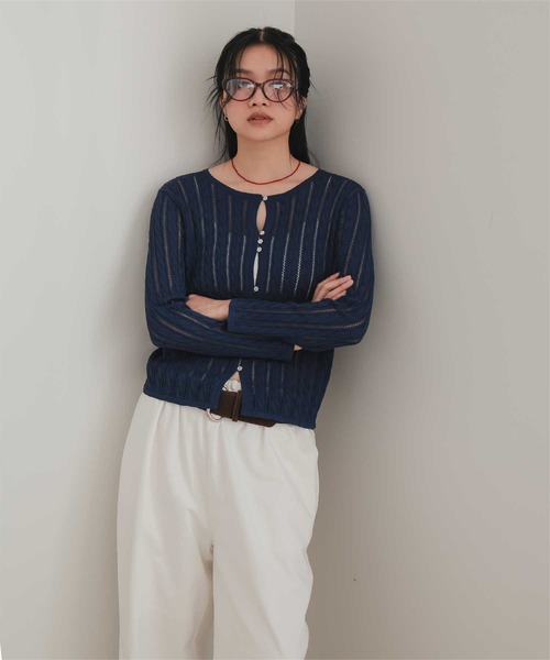 miette(ミエット)の「透かし編みケーブルニットカーディガン(カーディガン/ボレロ・レディース・ネイビー/ブラウン/ライトピンク・L/M/S)」の17枚目の写真