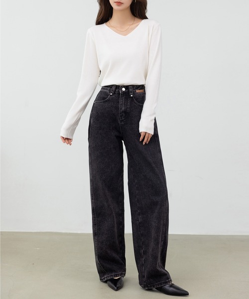 DAY CLOSET（デイ クローゼット）の「何気ない日も、きれいに見せる。長袖Vネックリブニットトップス レディース（ニット/セーター・レディース・ブラック/サンドベージュ/グレー/イエロー/ホワイト/レッド/ブラウン・FREE）」の13枚目の写真