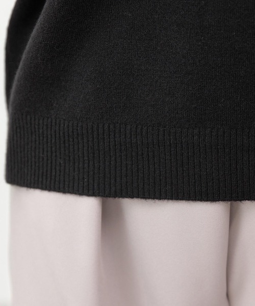 DAY CLOSET（デイ クローゼット）の「何気ない日も、きれいに見せる。長袖Vネックリブニットトップス レディース（ニット/セーター・レディース・ブラック/サンドベージュ/グレー/イエロー/ホワイト/レッド/ブラウン・FREE）」の21枚目の写真