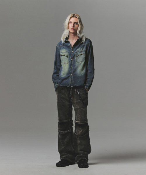NOT4NERD(ノットフォーナード)の「Paneled Suede Western Denim Shirt - Deep Blue(シャツ/ブラウス・レディース・その他・LARGE/X-LARGE/MEDIUM)」の3枚目の写真