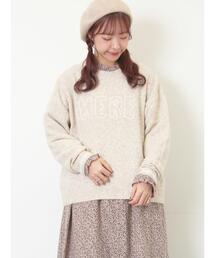 ロゴ刺繍プルオーバーニット