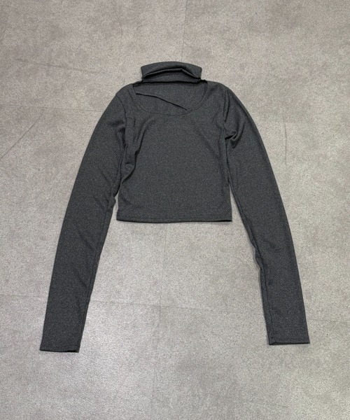 lilful(リルフル)の「【26年春夏新作】チョーカーデザイン シンプル肌見せロンT(ニット/セーター・レディース・ブラック/グレー・S/M)」の15枚目の写真