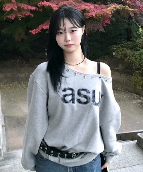 as you are(アズユーアー)の「◇ASYOUARE◇ブランド直輸入正規品/AU ワンショルダー ボートネック スウェット シャツ AU ONE SHOULDER BOATNECK SWEAT SHIRT(スウェット・レディース・ブラック/グレー/ホワイト・FREE)」の14枚目の写真