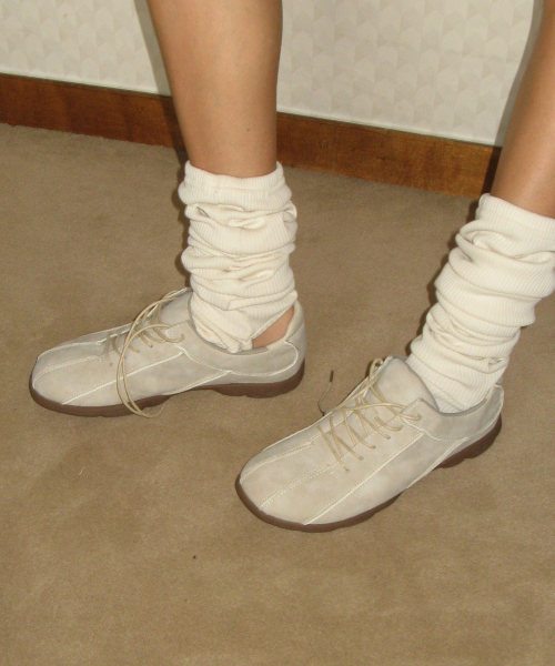 FOGGY MOODY(ポギムディ)の「Fuzzy 0021. Stiched Lace-Up - 4colors(スニーカー・レディース・ライトグレー/ブラック/ブラウン/キャメル・22.5cm/27cm/28cm/23cm/23.5cm/24cm/24.5cm/25cm/26cm)」の19枚目の写真