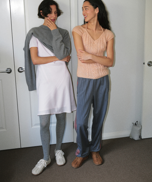 FOGGY MOODY(ポギムディ)の「Fuzzy 0021. Stiched Lace-Up - 4colors(スニーカー・レディース・ライトグレー/ブラック/ブラウン/キャメル・22.5cm/27cm/28cm/23cm/23.5cm/24cm/24.5cm/25cm/26cm)」の8枚目の写真