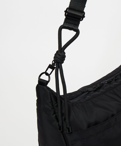 YAKPAK(ヤックパック)の「<YAK PAK × monkey time>コード ショルダー バッグ(ショルダーバッグ・メンズ・ブラック/ダークグレー・FREE)」の20枚目の写真