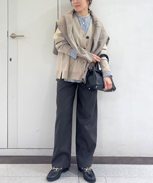 human woman（ヒューマンウーマン）の「◆【4サイズ展開/ウォッシャブル】ダブルクロスセミワイドパンツ（その他パンツ・レディース・ベージュ系その他2/グレー系その他・SMALL/MEDIUM/LARGE/X-SMALL）」の6枚目の写真