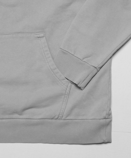 VANQUISH（ヴァンキッシュ）の「Pigment Dyed Sweat Hoodie（パーカー・メンズ・ブルー/グリーン/ブラック・L/M）」の19枚目の写真