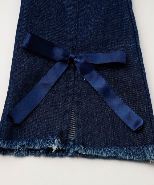 URBAN CHERRY（アーバンチェリー）の「裾フリンジフロントリボンデニム（デニムパンツ・キッズ・ブルー・130cm/110cm/120cm/140cm/150cm）」の12枚目の写真