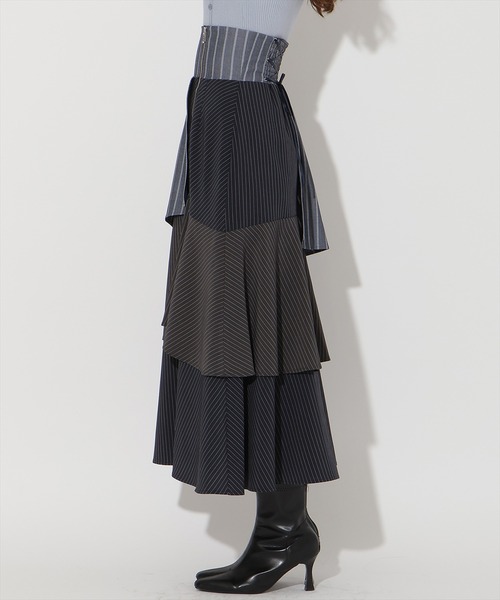 AND COUTURE（アンドクチュール）の「ストライプパッチワークスカート（スカート・レディース・ブラック系その他/ブルー系その他・MEDIUM/SMALL）」の13枚目の写真