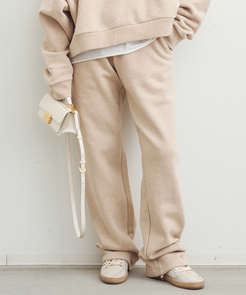 Deuxieme Classe(ドゥーズィエムクラス)の「【ENTIRE STUDIOS / エンタイアスタジオ】STRAIGHT-LEG SWEATPANT(スウェットパンツ・レディース・ベージュ・FREE)」の1枚目の写真
