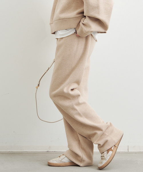 Deuxieme Classe(ドゥーズィエムクラス)の「【ENTIRE STUDIOS / エンタイアスタジオ】STRAIGHT-LEG SWEATPANT(スウェットパンツ・レディース・ベージュ・FREE)」の4枚目の写真