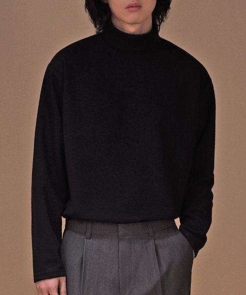 COMFORT TURTLENECK чёрный