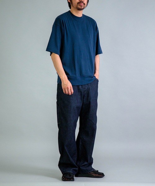 gicipi（ジチピ）の「[gicipi] TONNO / クルーネックリラックスフィット Tシャツ（Tシャツ/カットソー・メンズ・ホワイト/コバルトブルー/ベージュ/ブラック・4/5）」の7枚目の写真
