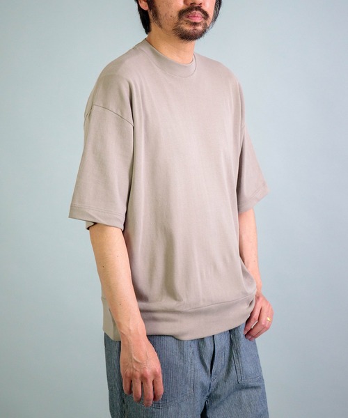 gicipi（ジチピ）の「[gicipi] TONNO / クルーネックリラックスフィット Tシャツ（Tシャツ/カットソー・メンズ・ホワイト/コバルトブルー/ベージュ/ブラック・4/5）」の11枚目の写真