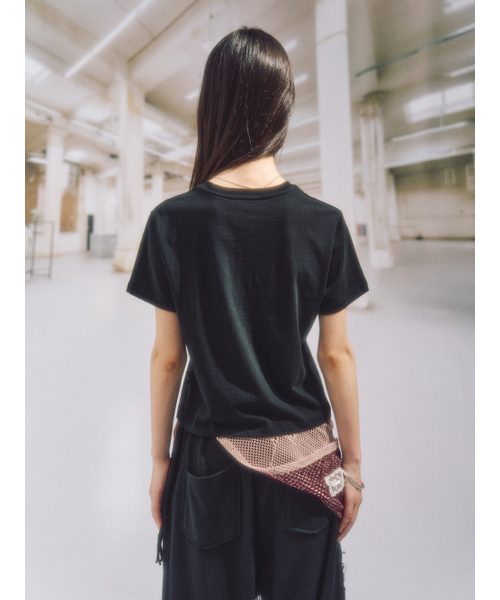 SOMSOC(ソムソック)の「PUNKY SLOGAN CROP TOP_BLACK(Tシャツ/カットソー・レディース・その他・FREE)」の2枚目の写真
