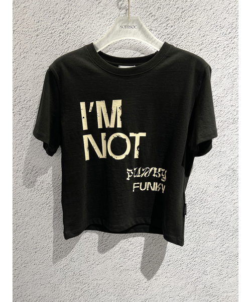 SOMSOC(ソムソック)の「PUNKY SLOGAN CROP TOP_BLACK(Tシャツ/カットソー・レディース・その他・FREE)」の4枚目の写真