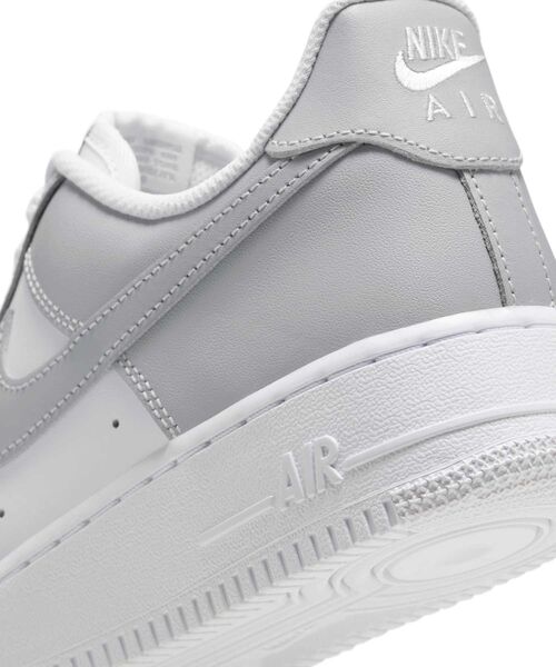 セール】ナイキ エア フォース 1 '07 メンズシューズ / Nike Air Force