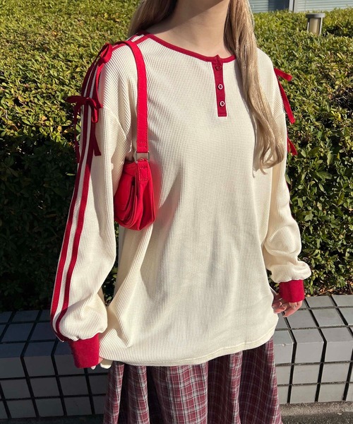 WC（ダブル シー）の「ヘンリーネックリボンラインワッフルロンT（Tシャツ/カットソー・レディース・アイボリー/サックスブルー/ピンク・FREE）」の4枚目の写真