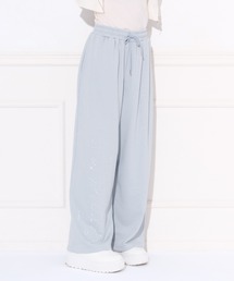 apres jour（アプレジュール）の「【セット着用可能】ラインストーンロゴスウェットパンツ（スウェットパンツ）」