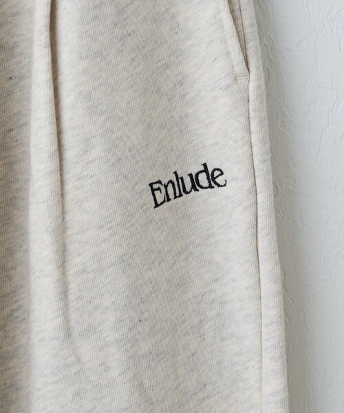 DISCOAT（ディスコート）の「【Enlude】ワンポイント刺繍バレルスウェットパンツ《ユニセックス》（スウェットパンツ・レディース・ブラウン/ライトグレー/ライトベージュ・LARGE/MEDIUM）」の4枚目の写真