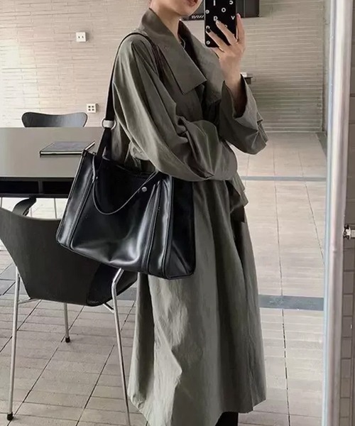 c.u.l（シーユーエル）の「大容量 A4収納 フェイクレザー ワンハンドルショルダーバッグ cula1418（ショルダーバッグ・レディース・ブラック・FREE）」の2枚目の写真